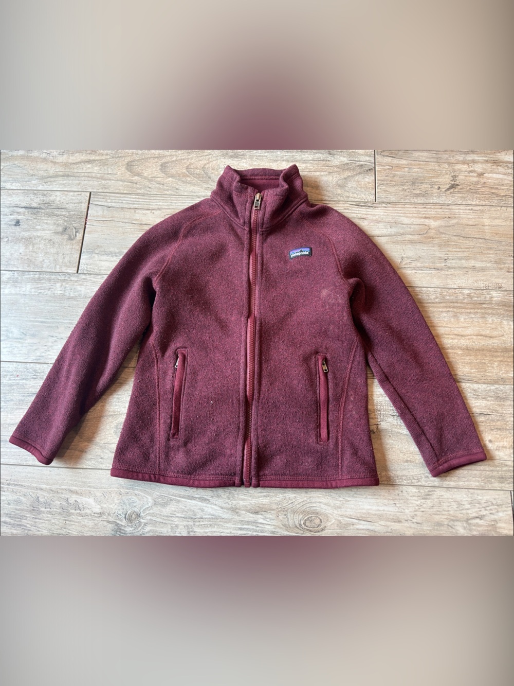 Patagonia Girls Deep Burgundy Full-Zip Fleece Jacket’s Small